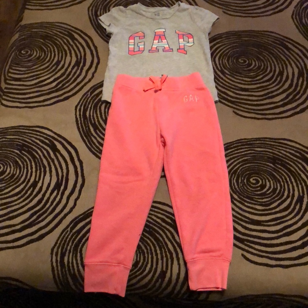 Gap Girls Set 4T!